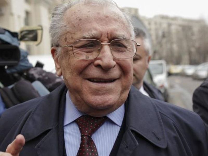 Ce pensie uriașă are Ion Iliescu. Primul președinte al României după comunism, printre cei mai bogați pensionari